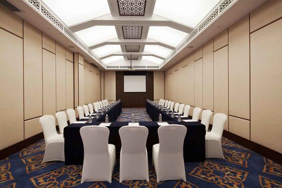 El centro turístico de los muebles de Gleville Asia sudoriental modificó los sistemas de madera del comedor para requisitos particulares