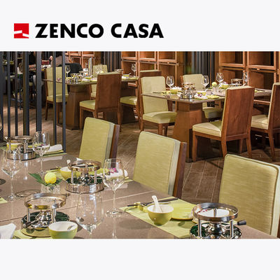Mesa de comedor cuadrada y sillas para uso en el hotel, restaurante y hogar