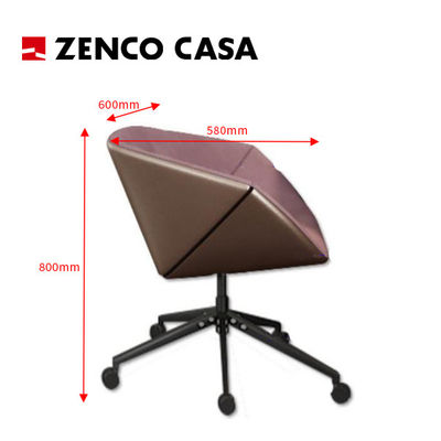 Muebles modernos de suites de hotel con cama de rey, mesa de escritura y silla de escritura, etc.
